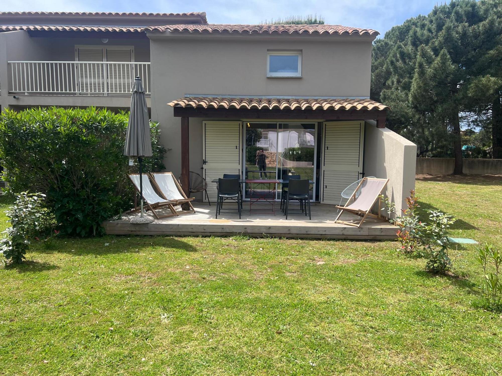 Fiori Di Cala Rossa Residence Hoteliere Lecci Buitenkant foto